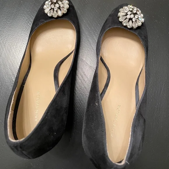 Ann Taylor Black Suede Block Heel with Crystal Detail - Size 9 - Picture 4 of 11